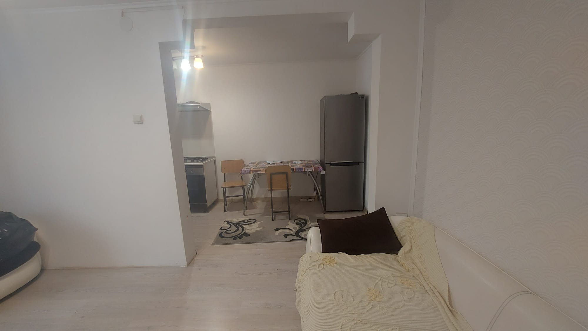 2 camere Micro 40, etaj 2, renovat, mobilat si utilat