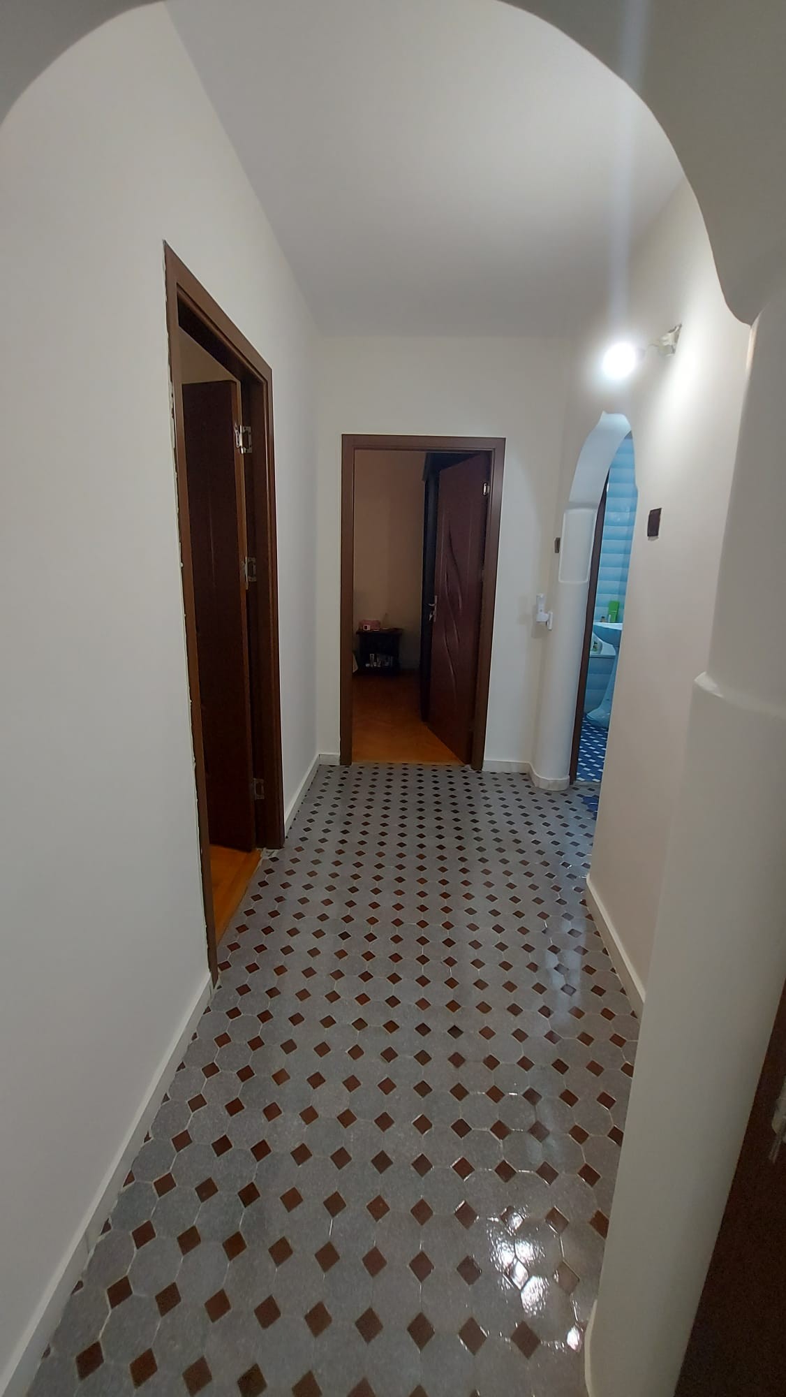 4 cam dec ICF, etaj 1, spatios, liber