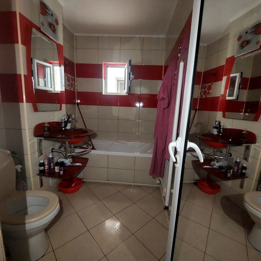 Apartament spatios Micro 21
