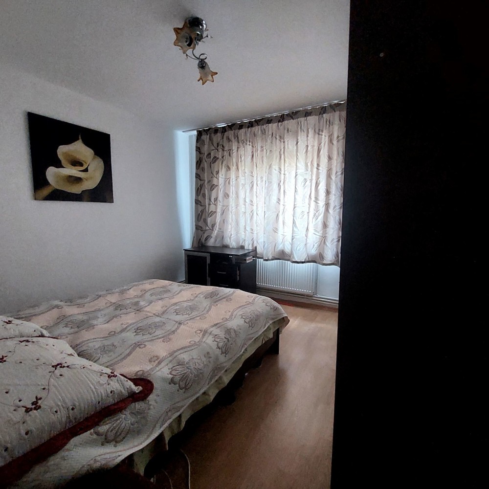 Apartament spatios Micro 21